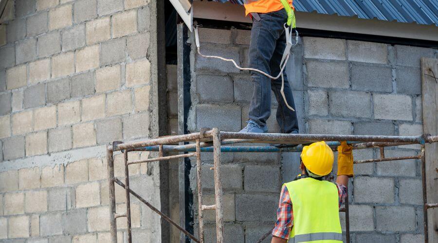 Professional residential roofers in Falls, PA